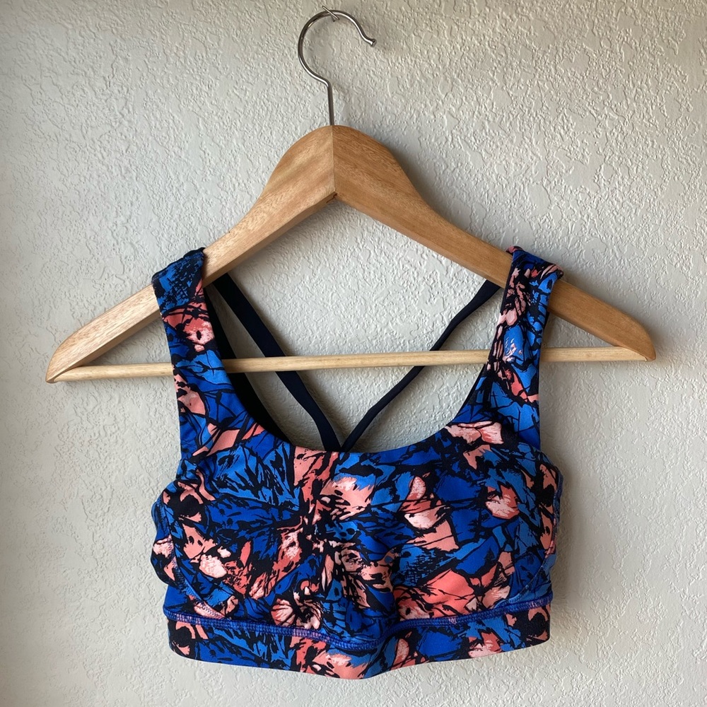 {Lululemon} Floral Sports Bra